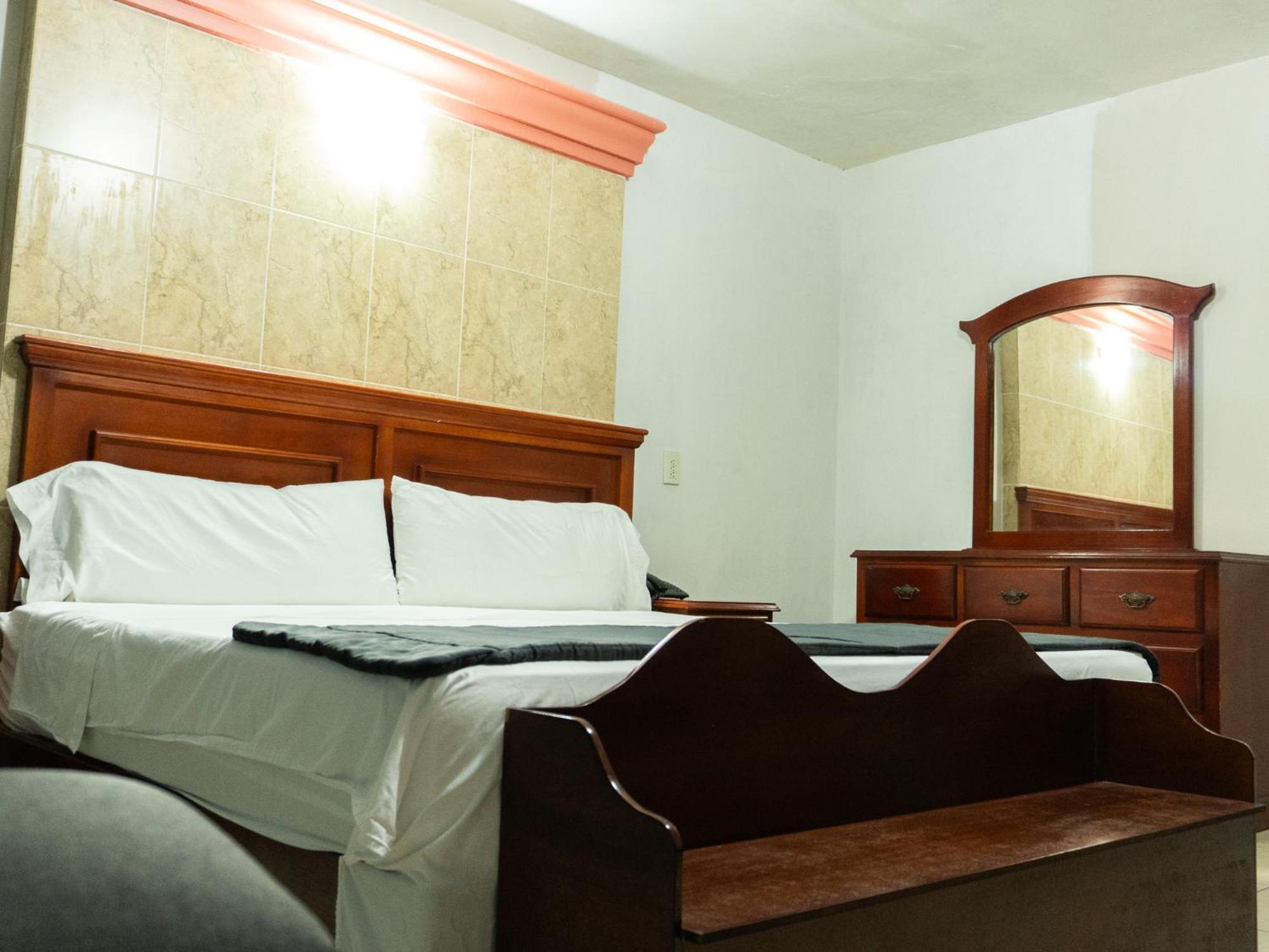 Hotel Real De La Barca מראה חיצוני תמונה